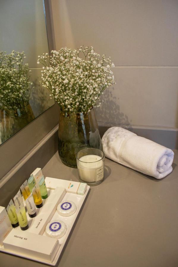 מנאמה The Lodge Suites מראה חיצוני תמונה