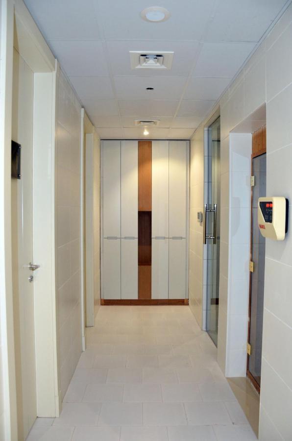 מנאמה The Lodge Suites מראה חיצוני תמונה